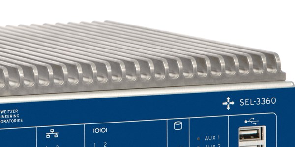 づらPC SEL-3360 | Schweitzer Engineering Laboratories